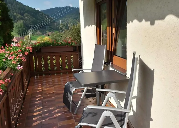 Проживание в семье Mosertonihof *